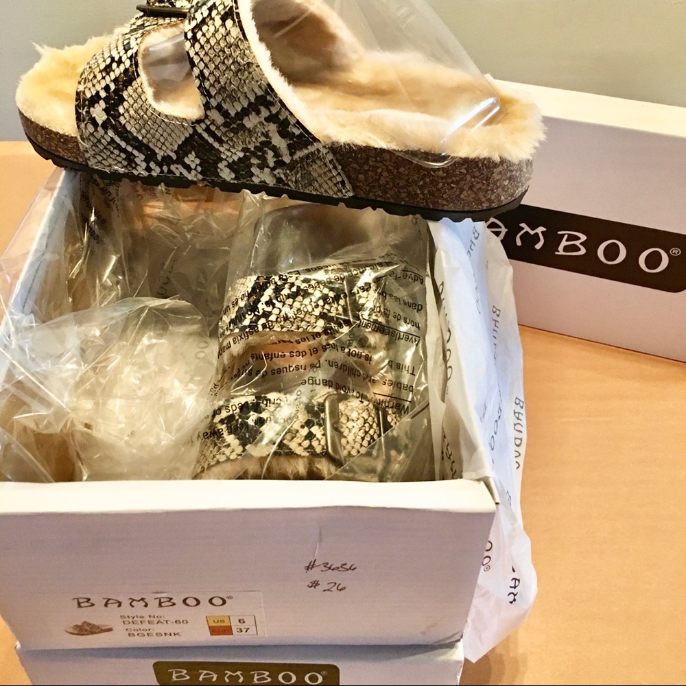NWT • BAMBOO • faux snakeskin sandals • - Picture 2 of 7